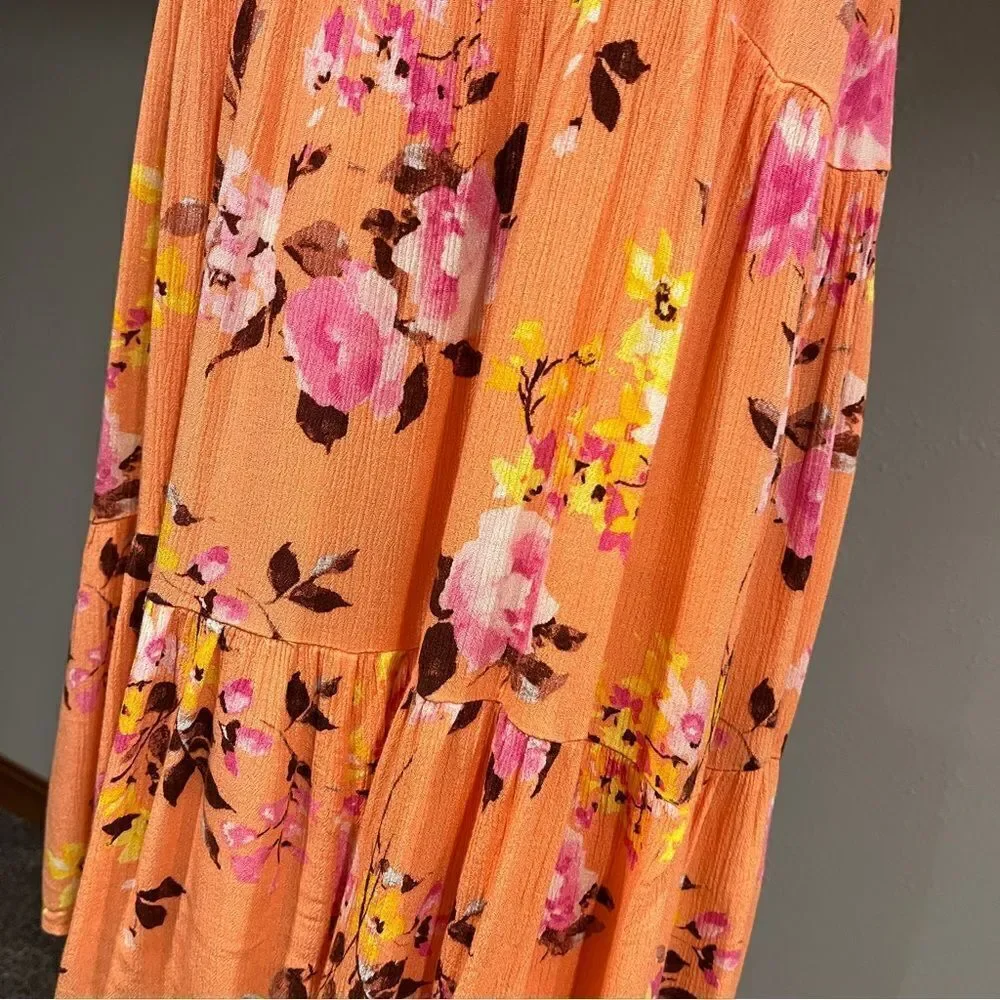 Staccato v-neck swing style flowy‎ floral dress with straps